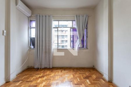 Sala de apartamento à venda com 2 quartos, 62m² em Tijuca, Rio de Janeiro