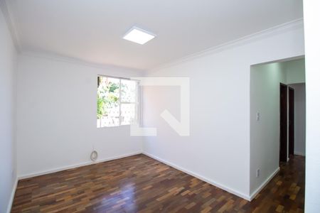 Sala de apartamento à venda com 3 quartos, 70m² em Prado, Belo Horizonte