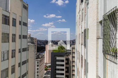 Vista da sala de apartamento para alugar com 2 quartos, 70m² em Centro, Belo Horizonte