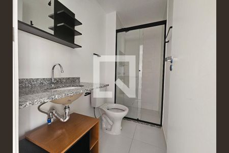 Banheiro de kitnet/studio para alugar com 1 quarto, 27m² em Vila Mariana, São Paulo