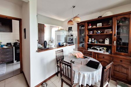 Sala de apartamento à venda com 3 quartos, 115m² em Badu, Niterói