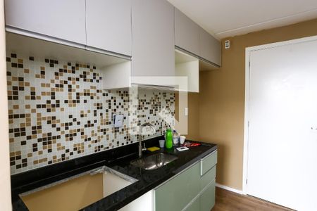 Sala/Cozinha de apartamento à venda com 2 quartos, 30m² em Jardim Monte Kemel, São Paulo