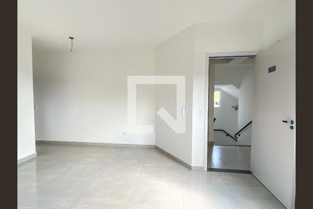 Sala/Cozinha de apartamento para alugar com 1 quarto, 39m² em Vila Mangalot, São Paulo