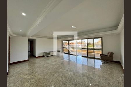 Sala de apartamento para alugar com 3 quartos, 161m² em Recreio dos Bandeirantes, Rio de Janeiro