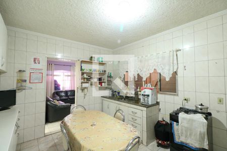 Casa à venda com 300m², 3 quartos e 2 vagas Casa à venda com 300m², 3 quartos e 2 vagasCozinha