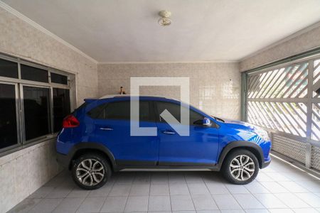 Casa à venda com 300m², 3 quartos e 2 vagas Casa à venda com 300m², 3 quartos e 2 vagasGaragem