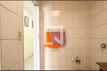 Casa à venda com 300m², 3 quartos e 2 vagas Casa à venda com 300m², 3 quartos e 2 vagasBanheiro Social