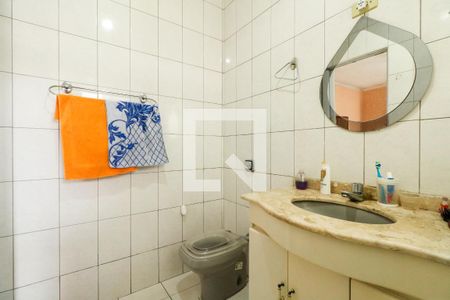 Casa à venda com 300m², 3 quartos e 2 vagas Casa à venda com 300m², 3 quartos e 2 vagasBanheiro da Suíte