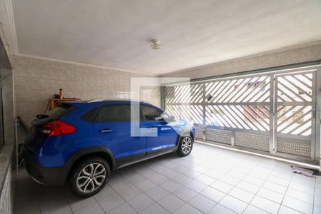 Casa à venda com 300m², 3 quartos e 2 vagas Casa à venda com 300m², 3 quartos e 2 vagasGaragem