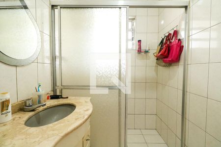 Casa à venda com 300m², 3 quartos e 2 vagas Casa à venda com 300m², 3 quartos e 2 vagasBanheiro da Suíte