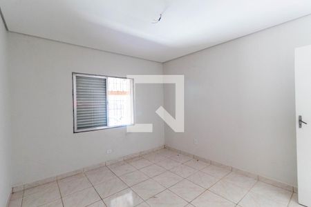 Quarto 1 de casa para alugar com 2 quartos, 120m² em Vila Ré, São Paulo