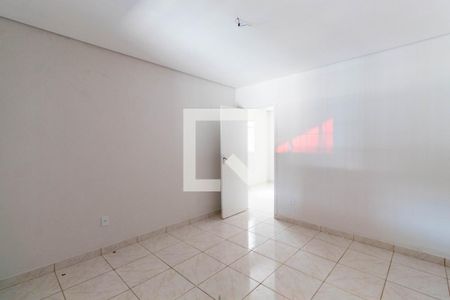 Quarto 1 de casa para alugar com 2 quartos, 120m² em Vila Ré, São Paulo