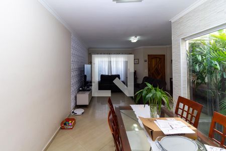 Sala de casa à venda com 3 quartos, 180m² em Vila Prudente, São Paulo