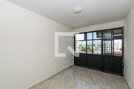 Quarto 1 de apartamento para alugar com 2 quartos, 80m² em Cordovil, Rio de Janeiro