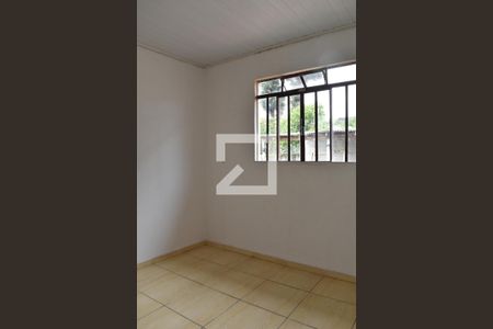 Quarto 2 de casa de condomínio para alugar com 2 quartos, 40m² em Boqueirão, Curitiba