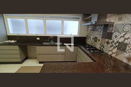 Cozinha de apartamento para alugar com 4 quartos, 238m² em Vila Suzana, São Paulo