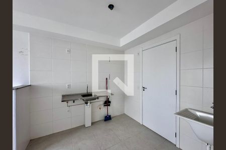 Cozinha de apartamento para alugar com 1 quarto, 26m² em Jardim Mirante, São Paulo