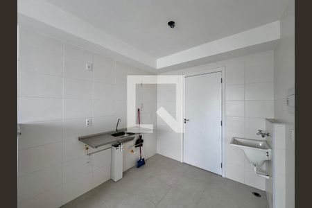 Cozinha de apartamento para alugar com 1 quarto, 26m² em Jardim Mirante, São Paulo