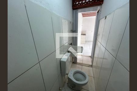 Banheiro de casa para alugar com 1 quarto, 40m² em Osvaldo Cruz, Rio de Janeiro