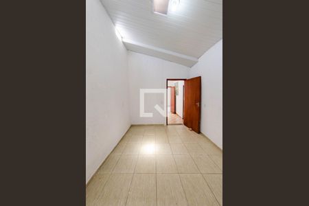 Quarto de casa para alugar com 1 quarto, 70m² em Bonfim, Belo Horizonte