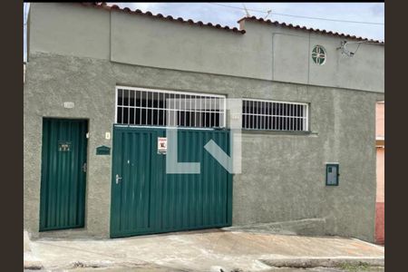 Fachada de casa à venda com 4 quartos, 350m² em São Cristóvão, Belo Horizonte