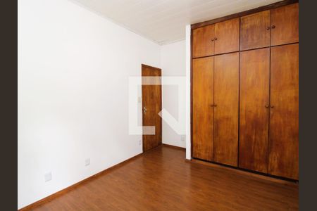 Quarto 1 de casa para alugar com 3 quartos, 200m² em Vila Albertina, São Paulo