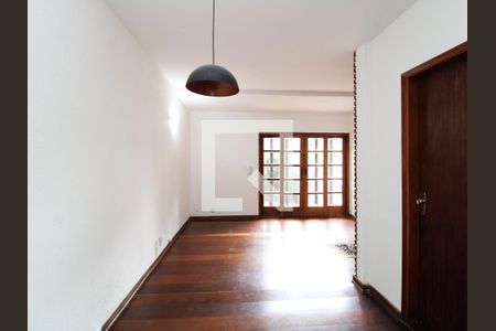 Sala de casa para alugar com 3 quartos, 200m² em Vila Albertina, São Paulo