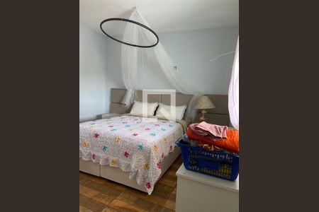 Quarto de casa à venda com 3 quartos, 120m² em Sapucaia Ii, Contagem