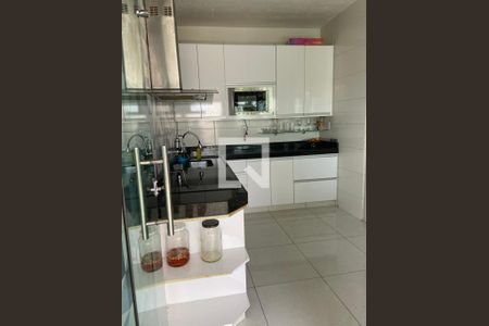 Cozinha de casa à venda com 3 quartos, 120m² em Sapucaia Ii, Contagem