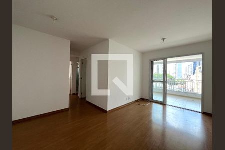 Sala de apartamento à venda com 3 quartos, 74m² em São Judas, São Paulo