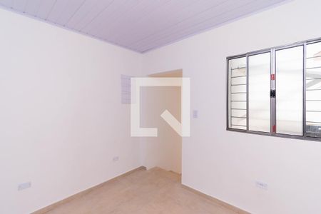 Sala de casa para alugar com 2 quartos, 100m² em Vila Darli, São Paulo