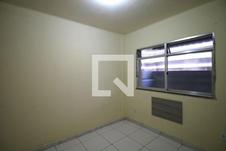 Quarto 2 de apartamento para alugar com 2 quartos, 60m² em Ramos, Rio de Janeiro