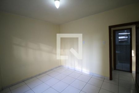 Quarto 1 de apartamento para alugar com 2 quartos, 60m² em Ramos, Rio de Janeiro