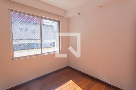 Sala 2 de apartamento para alugar com 3 quartos, 100m² em Santo Antônio, Belo Horizonte