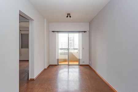 Sala de apartamento para alugar com 2 quartos, 34m² em Liberdade, São Paulo