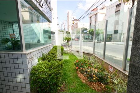 Apartamento para alugar com 100m², 3 quartos e 2 vagas Apartamento para alugar com 100m², 3 quartos e 2 vagasEntrada