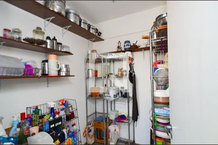 Apartamento para alugar com 100m², 3 quartos e 2 vagas Apartamento para alugar com 100m², 3 quartos e 2 vagasQuarto serviço