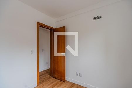 Quarto 1 de apartamento para alugar com 2 quartos, 62m² em Menino Deus, Porto Alegre