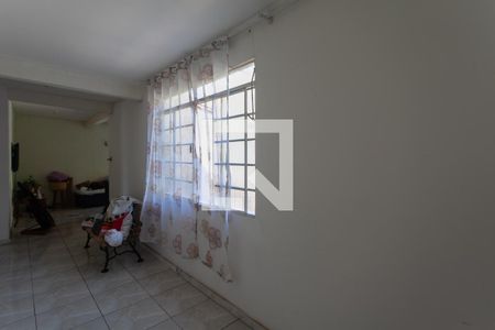 Sala 2 de casa à venda com 2 quartos, 252m² em Vila Cloris, Belo Horizonte