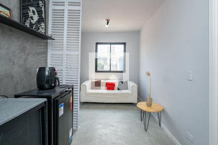 Sala/Cozinha de kitnet/studio para alugar com 1 quarto, 26m² em Vila Guarani (zona Sul), São Paulo