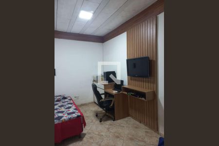 Quarto de casa à venda com 3 quartos, 131m² em Minas Caixa, Belo Horizonte