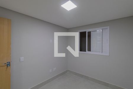 Quarto 1 de casa para alugar com 2 quartos, 42m² em Parque Cisper, São Paulo