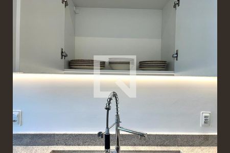 Apartamento à venda com 2 quartos, 70m² em Copacabana, Rio de Janeiro