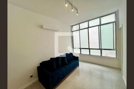 Apartamento à venda com 2 quartos, 70m² em Copacabana, Rio de Janeiro