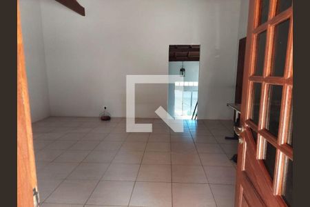 Casa à venda com 3 quartos, 267m² em Badu, Niterói