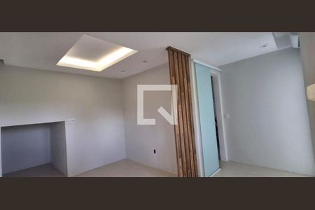 Casa à venda com 3 quartos, 267m² em Badu, Niterói