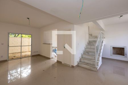 Sala de casa à venda com 3 quartos, 126m² em Vila Madeira, Nova Lima