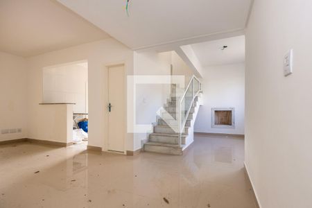 Sala de casa à venda com 3 quartos, 126m² em Vila Madeira, Nova Lima