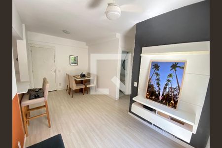 Sala de apartamento para alugar com 2 quartos, 60m² em Del Castilho, Rio de Janeiro