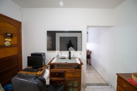 Sala de casa à venda com 2 quartos, 125m² em Vila Carmosina, São Paulo